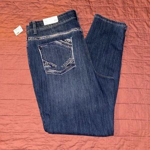 Maurices women's plus size 22 long skinny ankle jeans